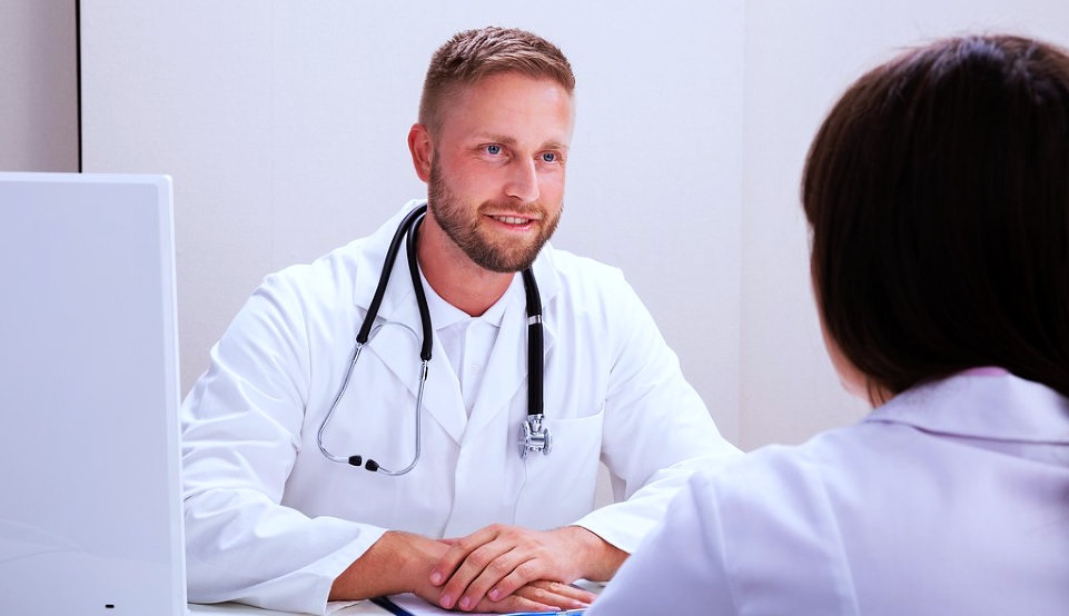 doctor consulting his patient